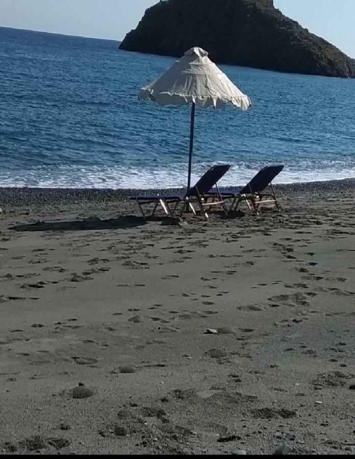 Beach View Kaloí Liménes Eksteriør bilde